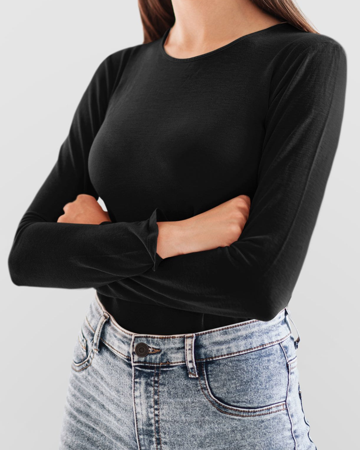Classic Long Sleeve T-Sirt Black Soft and Flattering