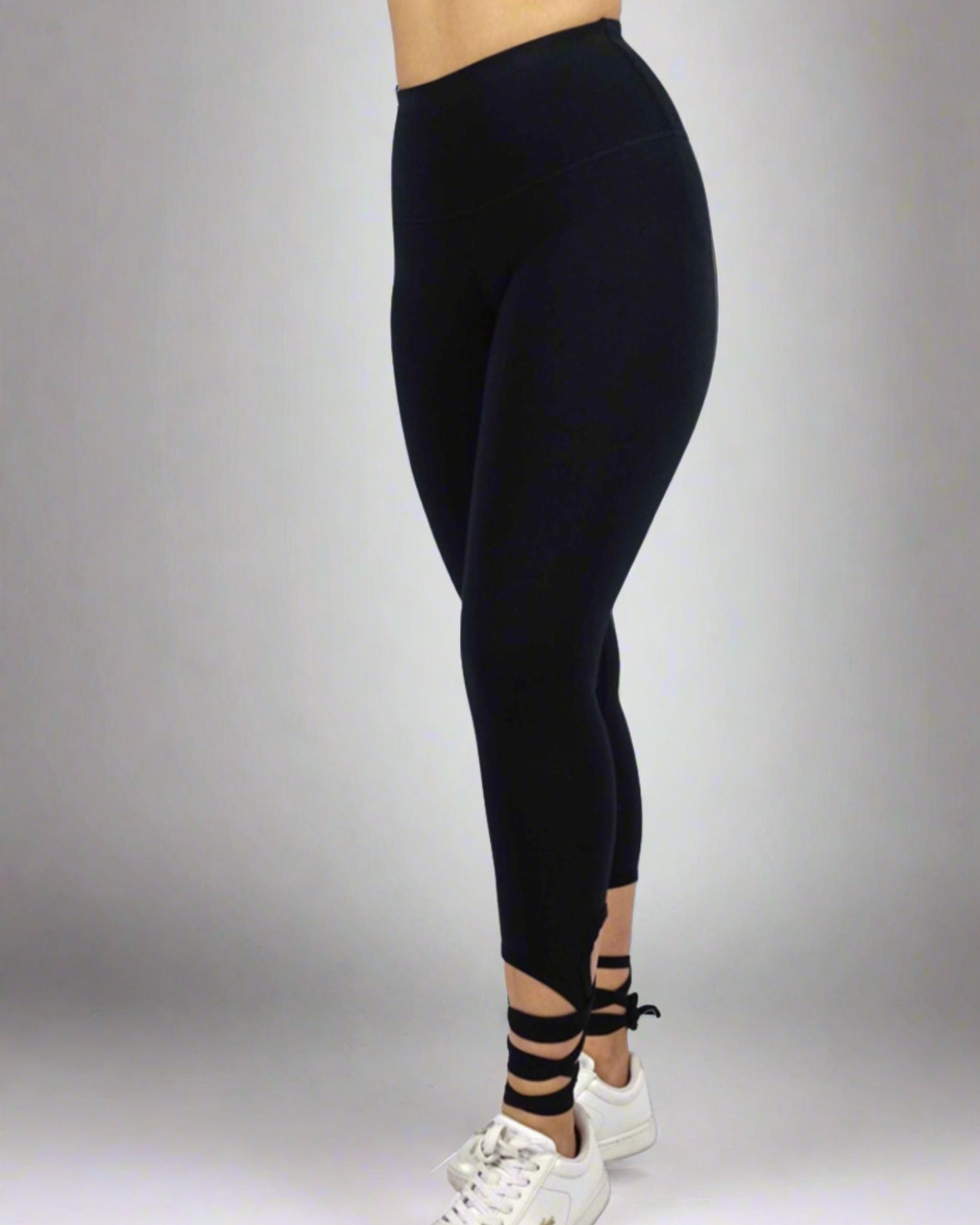 Leg tie up legging with phone pocket flattering and super soft