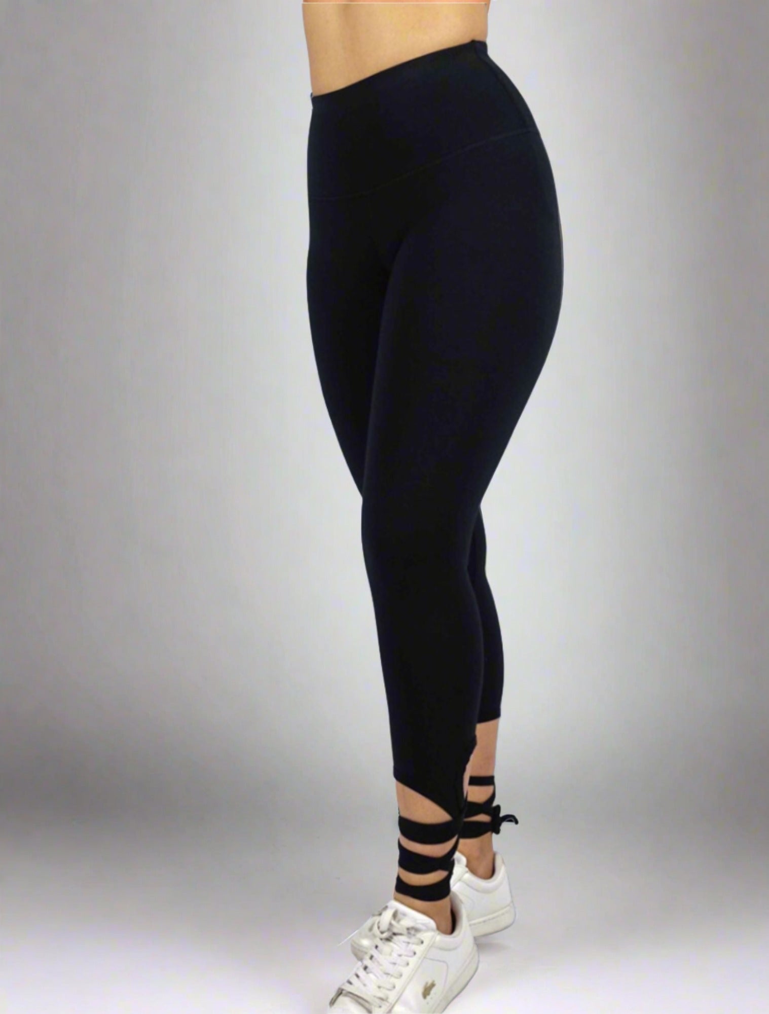 Leg tie up legging with phone pocket flattering and super soft