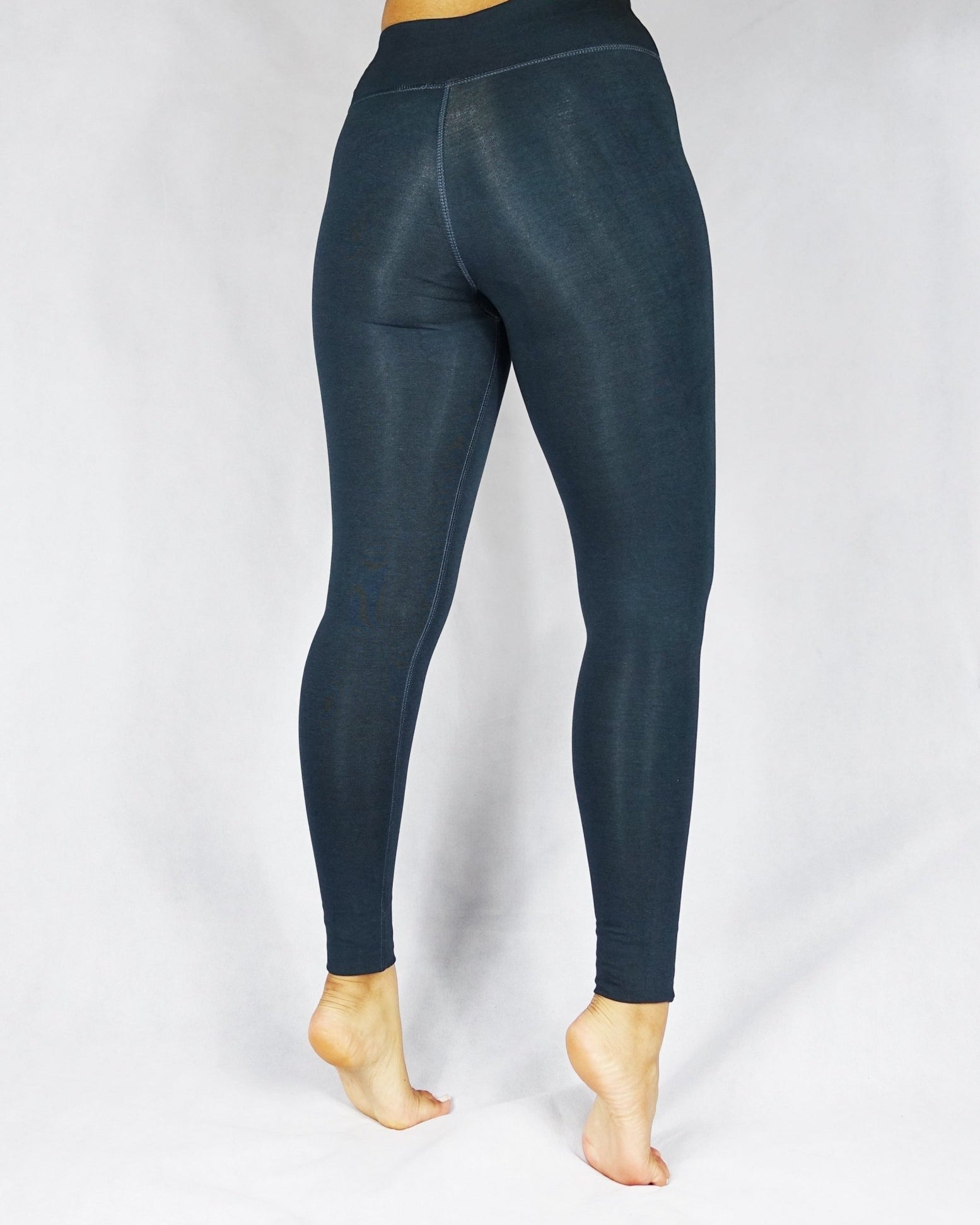 Back view of gunmetal grey full length leggings