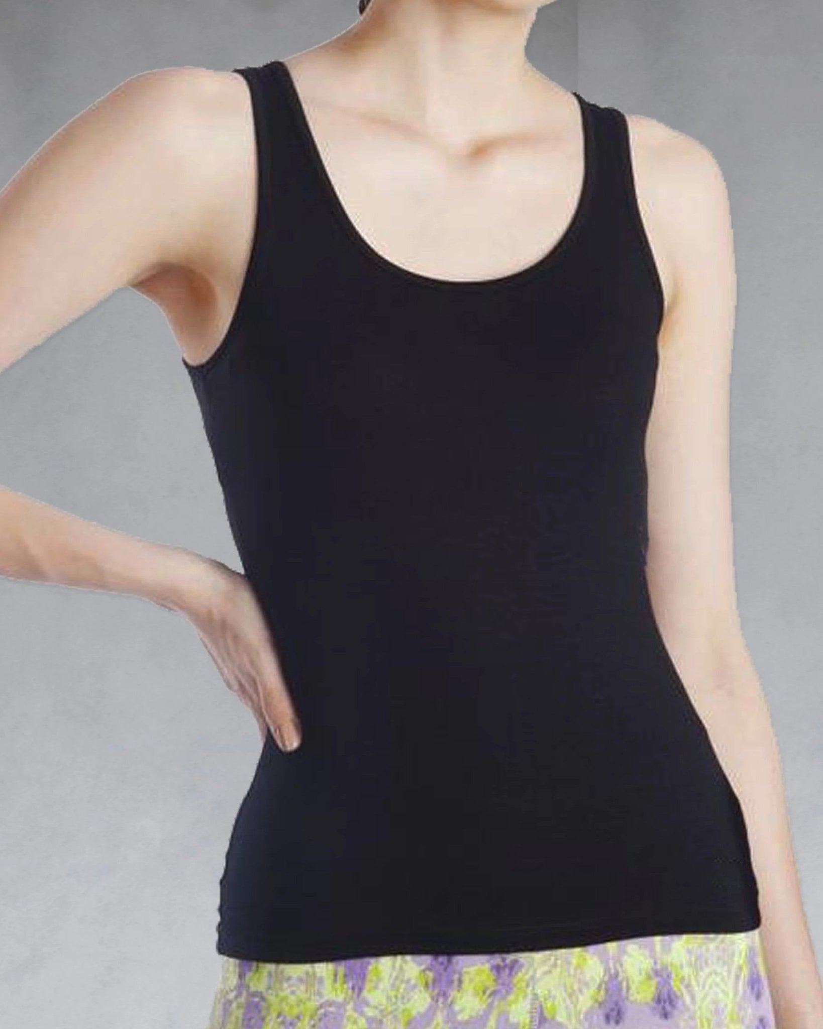 women's black tank top